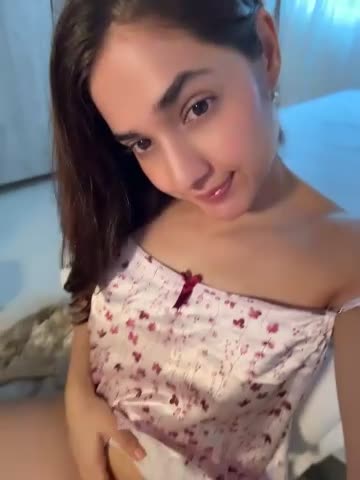 __amcutefatima Stripchat recording at 2026-05-16 20:45:00