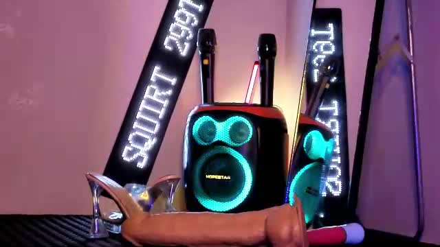 candycreampieduo Chaturbate live cam show 2026-08-09 13:55